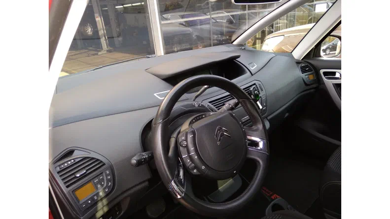 Citroen C4 Picasso 2011 - 6