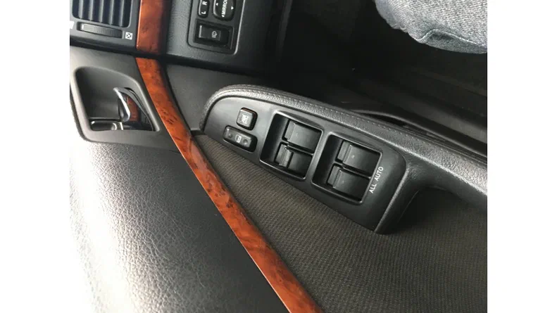 Toyota Avensis 2005 - 11