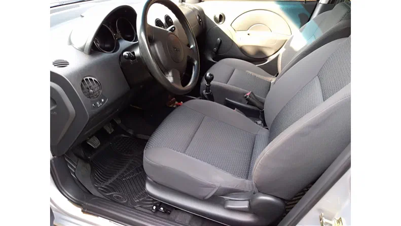 Chevrolet Aveo 2005 - 8