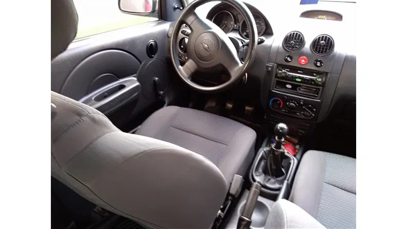 Chevrolet Aveo 2005 - 14