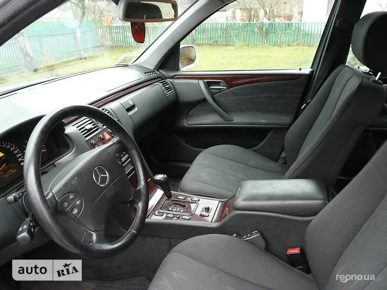 Mercedes-Benz E-Класс 2001