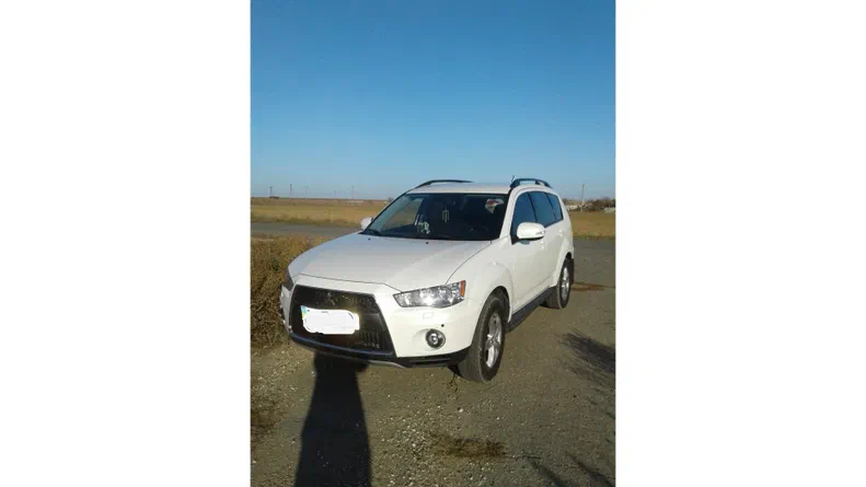 Mitsubishi Outlander 2011 - 5