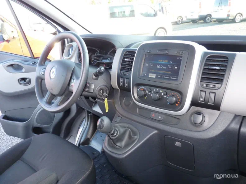 Renault Trafic 2015 - 7