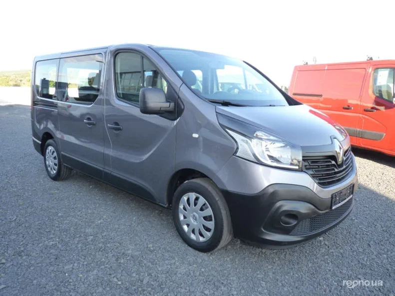 Renault Trafic 2015 - 13
