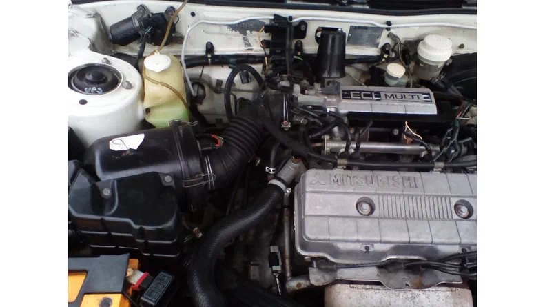 Mitsubishi Galant 1988 - 7