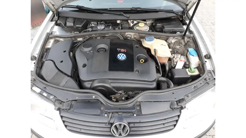 Volkswagen Passat 2000 - 9