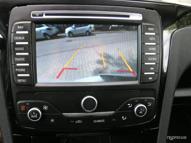 Ford S-MAX 2013 - 17