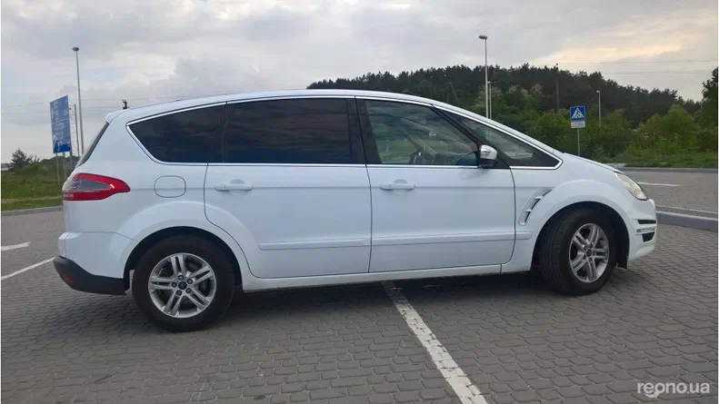 Ford S-MAX 2013 - 23