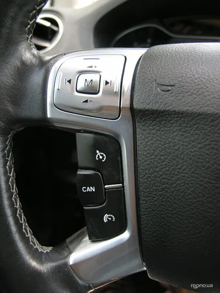 Ford S-MAX 2013 - 13