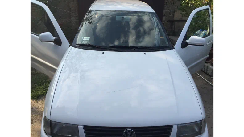 Volkswagen Polo 2000