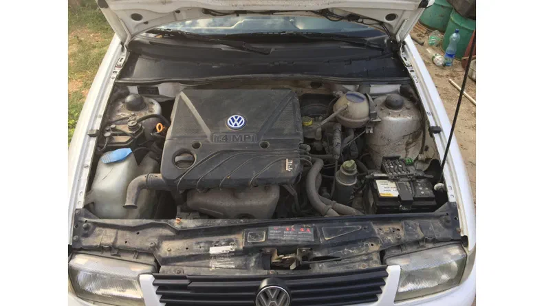 Volkswagen Polo 2000 - 11