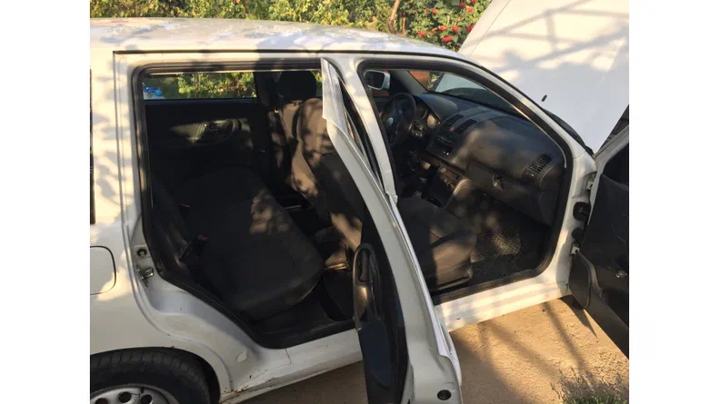 Volkswagen Polo 2000 - 13