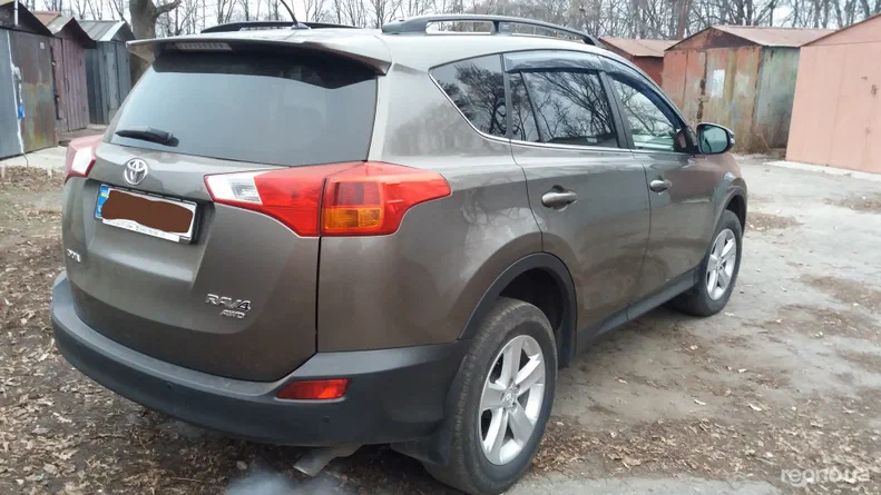 Toyota RAV4 2014