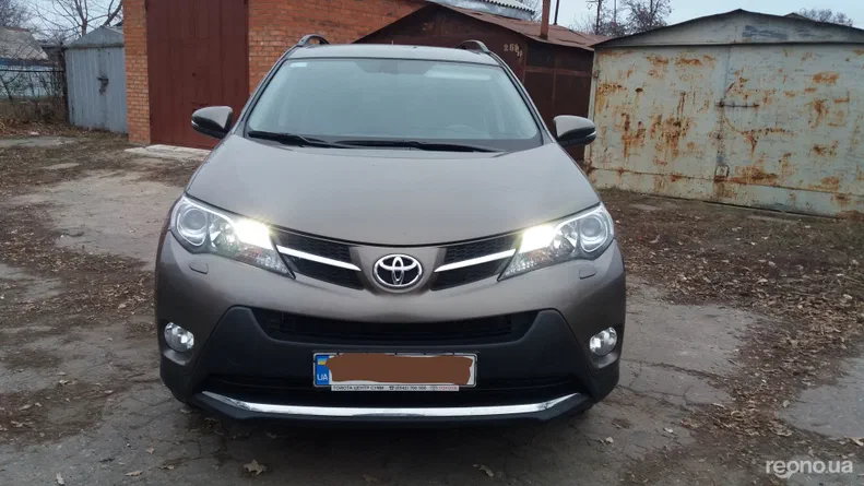 Toyota RAV4 2014