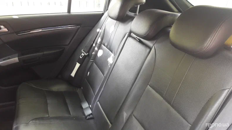 Geely Emgrand EC7 2013 - 10