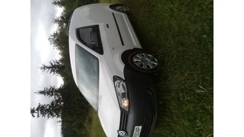 Volkswagen Caddy 2011