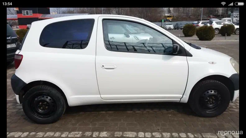 Toyota Yaris 1999