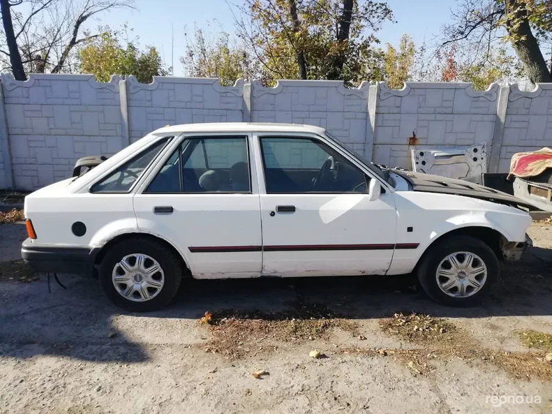 Ford Escort 1988