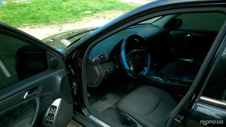 Mercedes-Benz C-Клас 2002 - 7