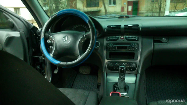 Mercedes-Benz C-Клас 2002 - 15