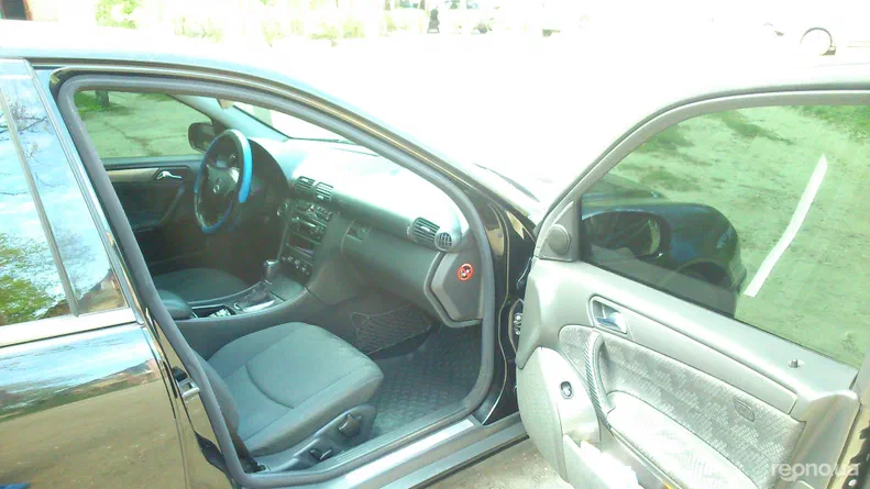 Mercedes-Benz C-Клас 2002 - 5