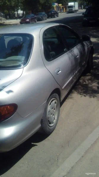 Hyundai Avante 1998 - 5