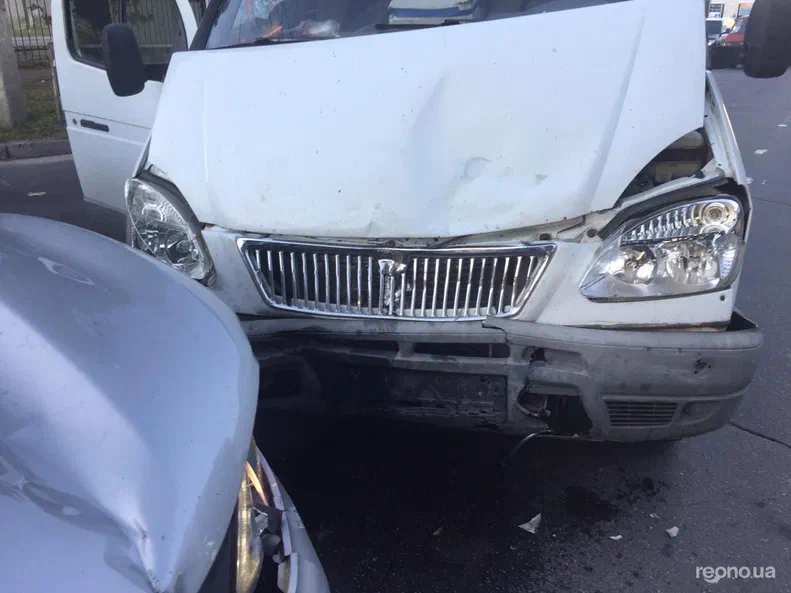 ГАЗ 2705 2004 - 8