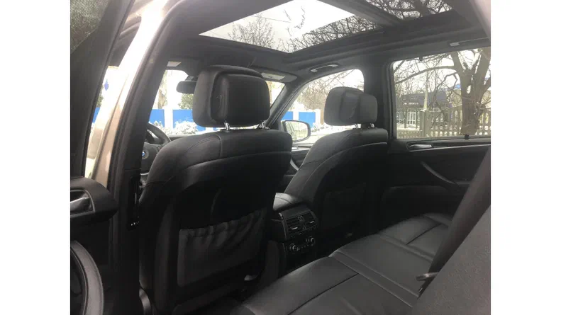 BMW X5 2011 - 6