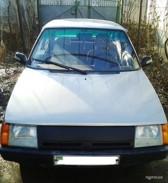 ЗАЗ 1102 «Таврия» 2000