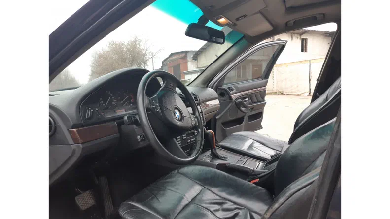 BMW 5 серія 1999 - 7