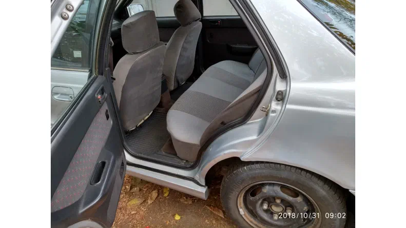 Hyundai Lantra 1993 - 11