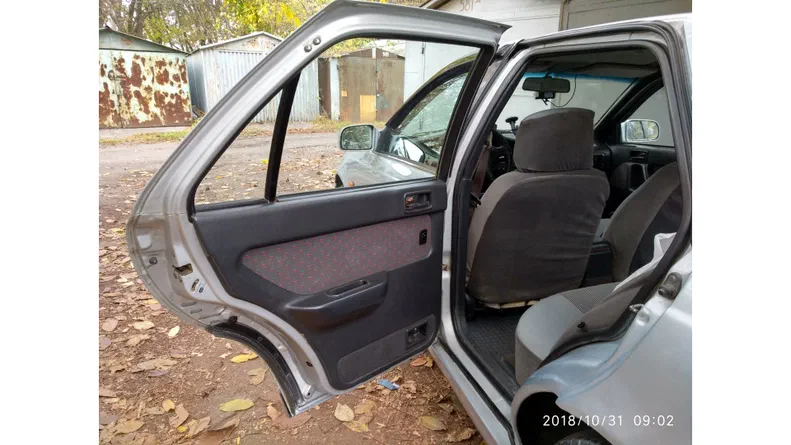 Hyundai Lantra 1993 - 12