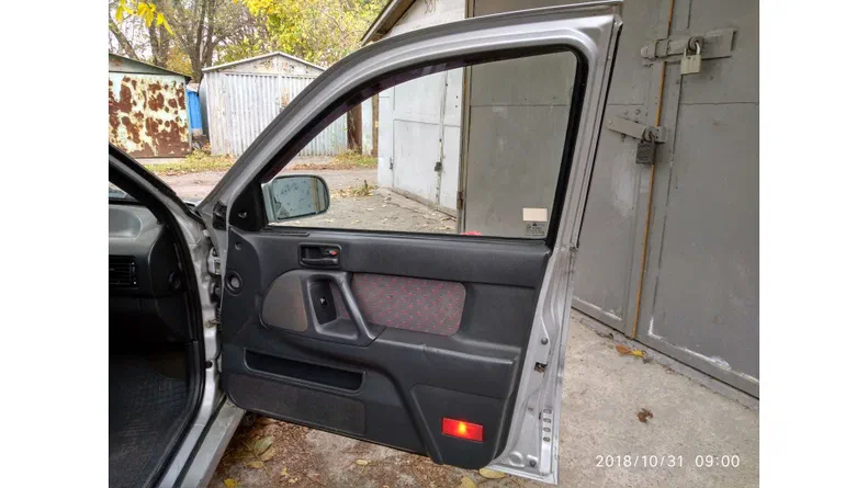 Hyundai Lantra 1993 - 7