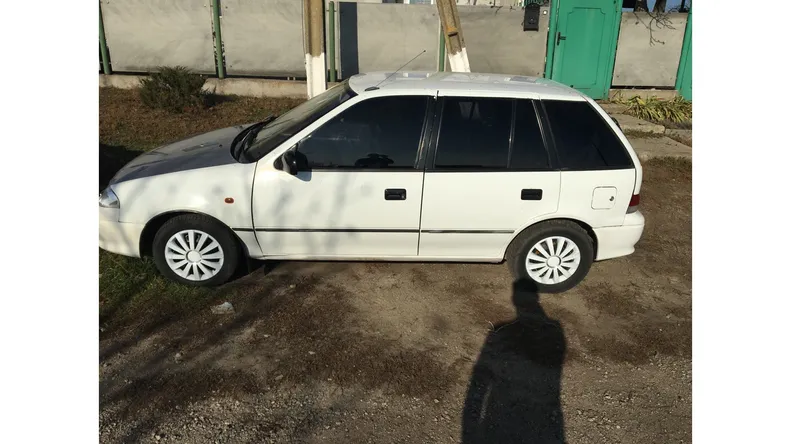 Suzuki Swift 2001 - 4