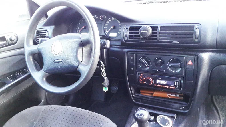 Volkswagen Passat 1998