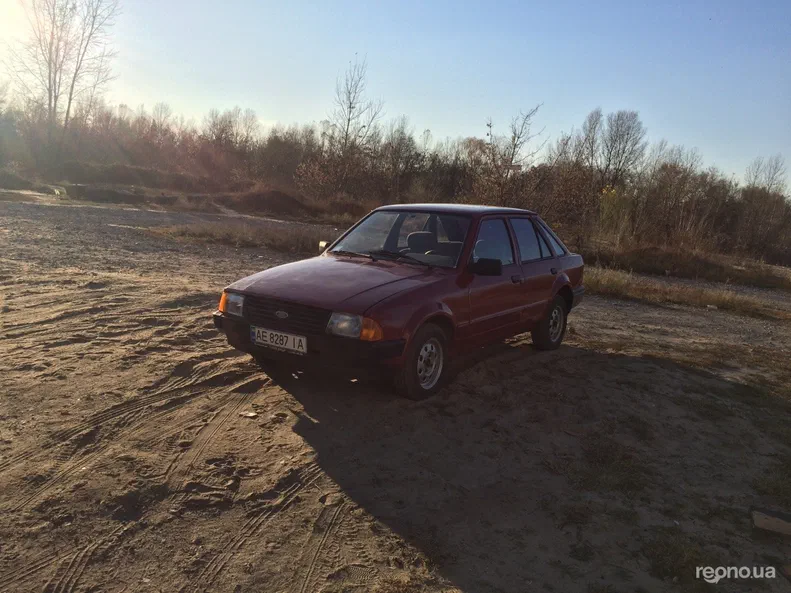 Ford Escort 1985 - 7