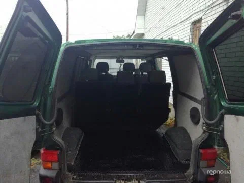 Volkswagen Transporter 2000 - 7