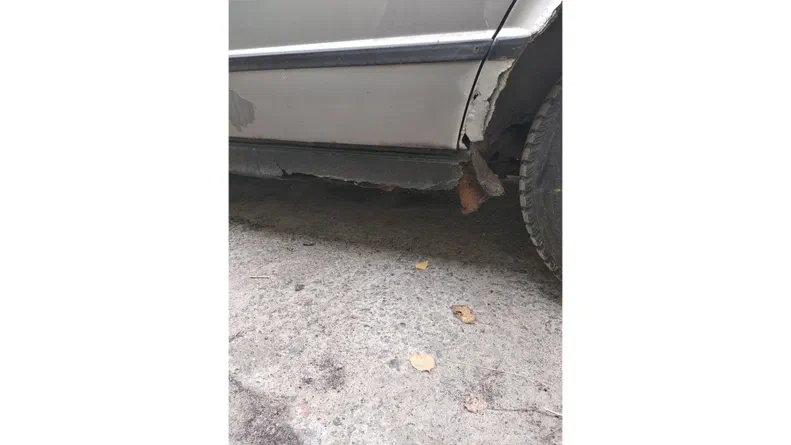 BMW 5 серія 1988 - 7