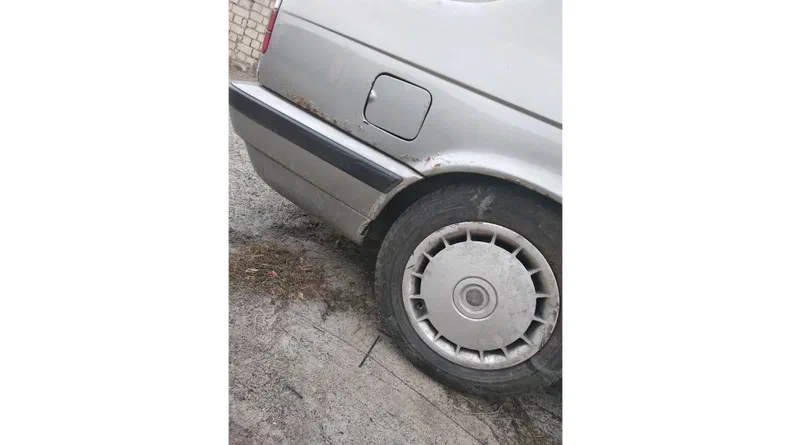 BMW 5 серии 1988