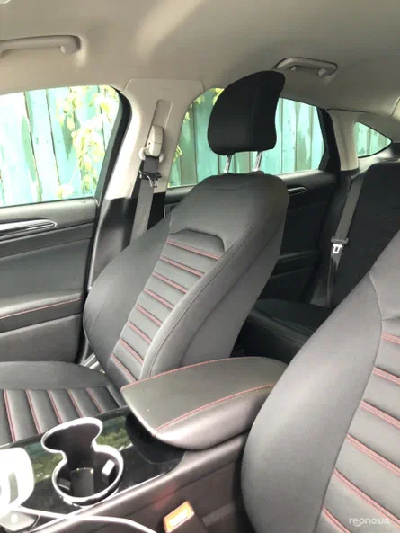 Ford Fusion 2015 - 12