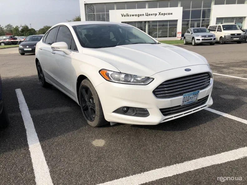Ford Fusion 2015 - 19