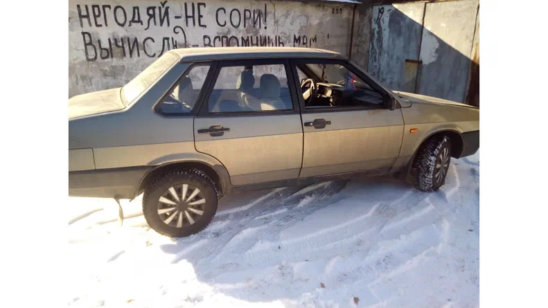Lada (ВАЗ) 21099 2000