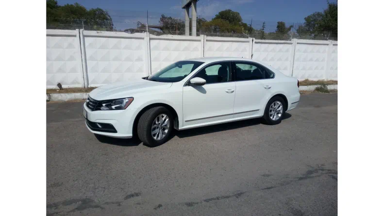 Volkswagen Passat 2017 - 9