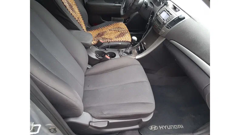 Hyundai Sonata 2009 - 5