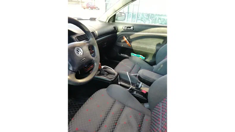 Volkswagen Passat 1998