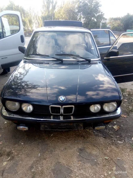 BMW 5 серія 1985 - 0