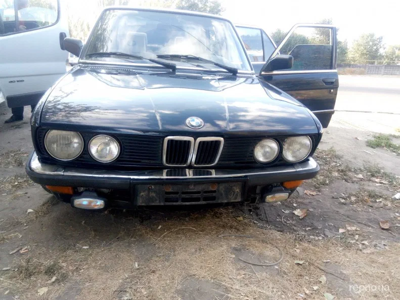 BMW 5 серія 1985 - 1