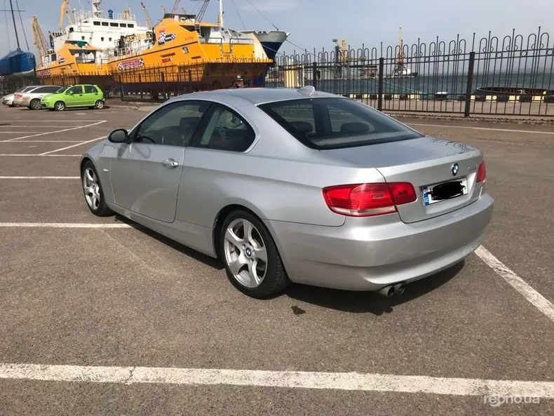 BMW 328 2007