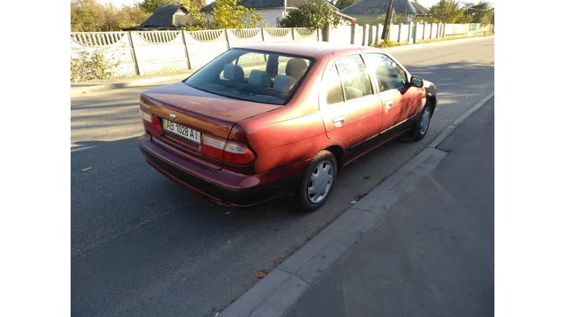 Nissan Almera 1998