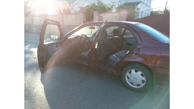 Nissan Almera 1998 - 5